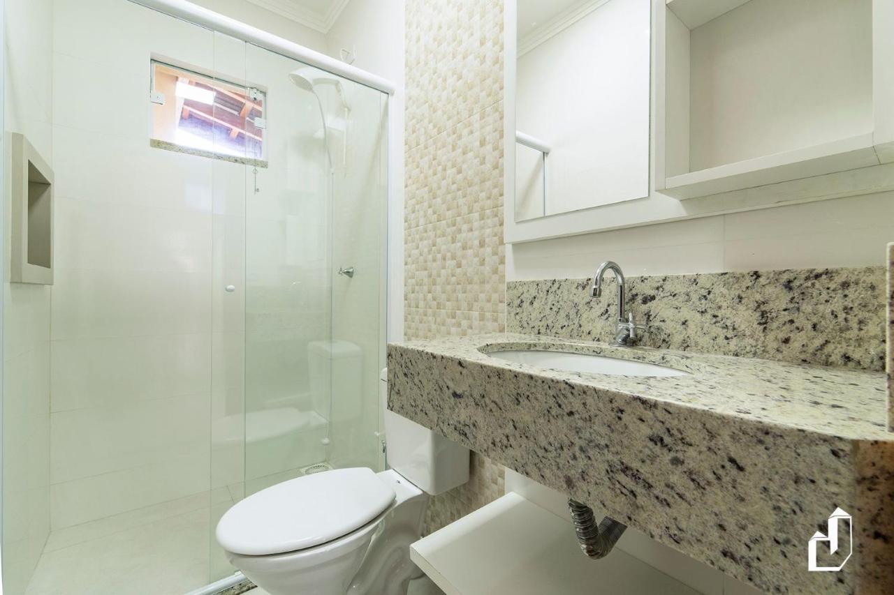 Casa Terrea Com 02 Dormitorios ボンビーニャス エクステリア 写真