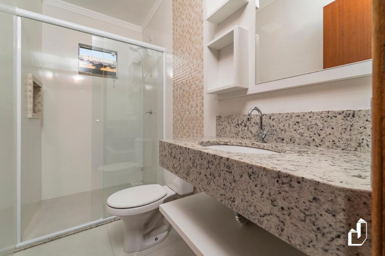 Casa Terrea Com 02 Dormitorios ボンビーニャス エクステリア 写真